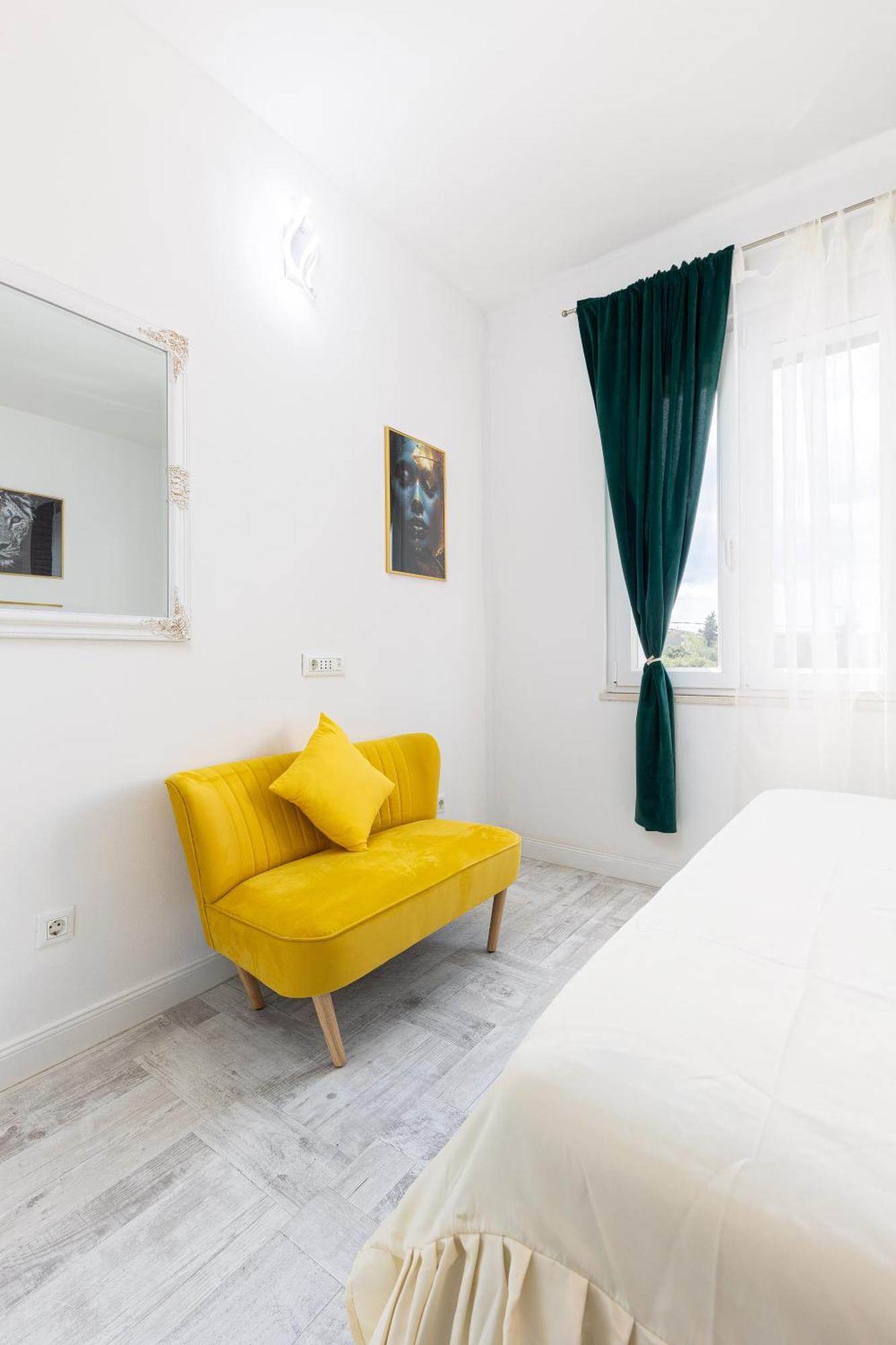 Lions Suites สปลิท ภายนอก รูปภาพ