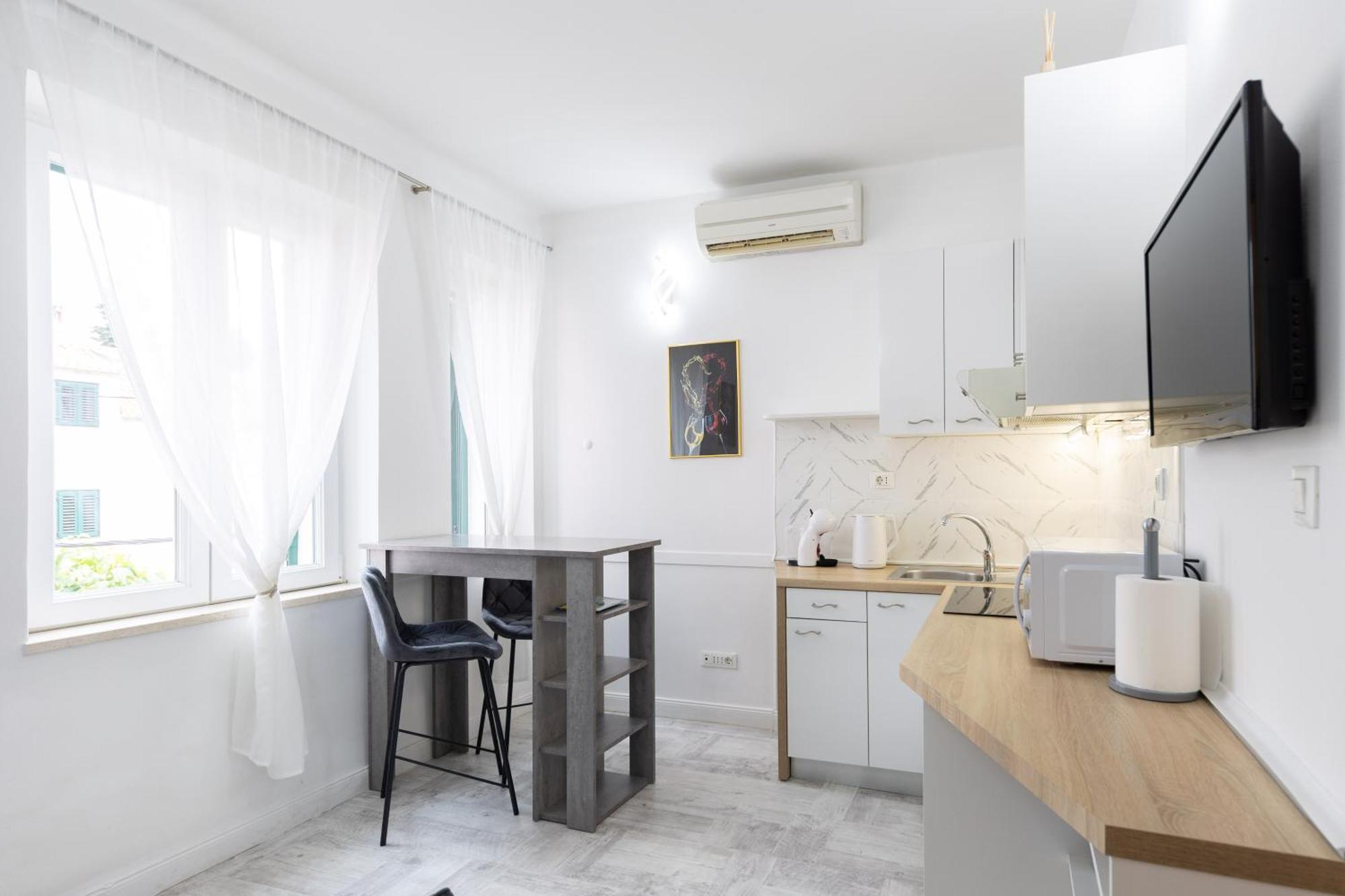 Lions Suites สปลิท ภายนอก รูปภาพ